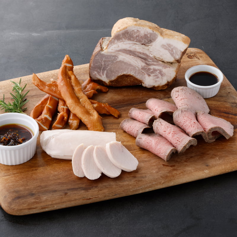 牛・豚・鶏の3種類のお肉が味わえる詰め合わせ。