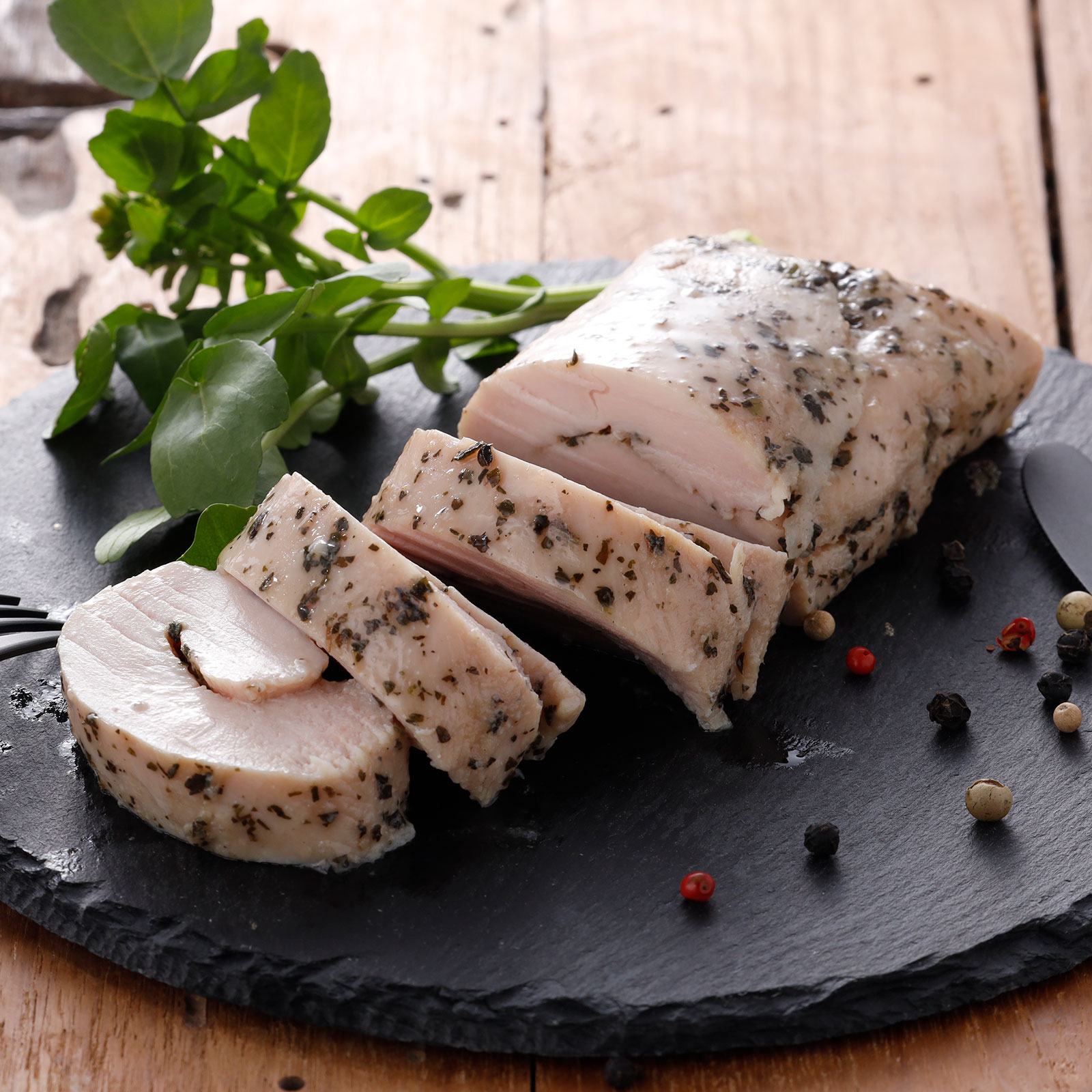 鹿野地鶏の鶏ハムハーブ