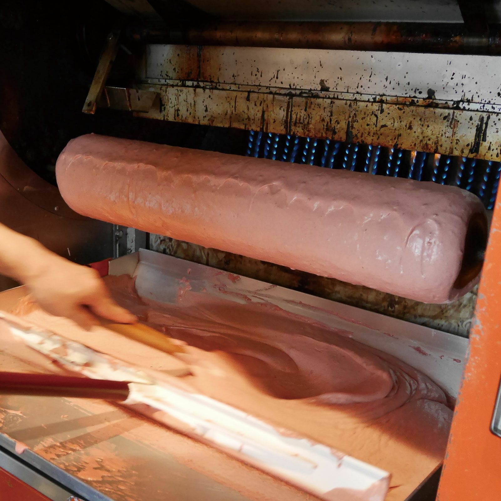 苺と卵の二層仕立て_春摘み苺バウム