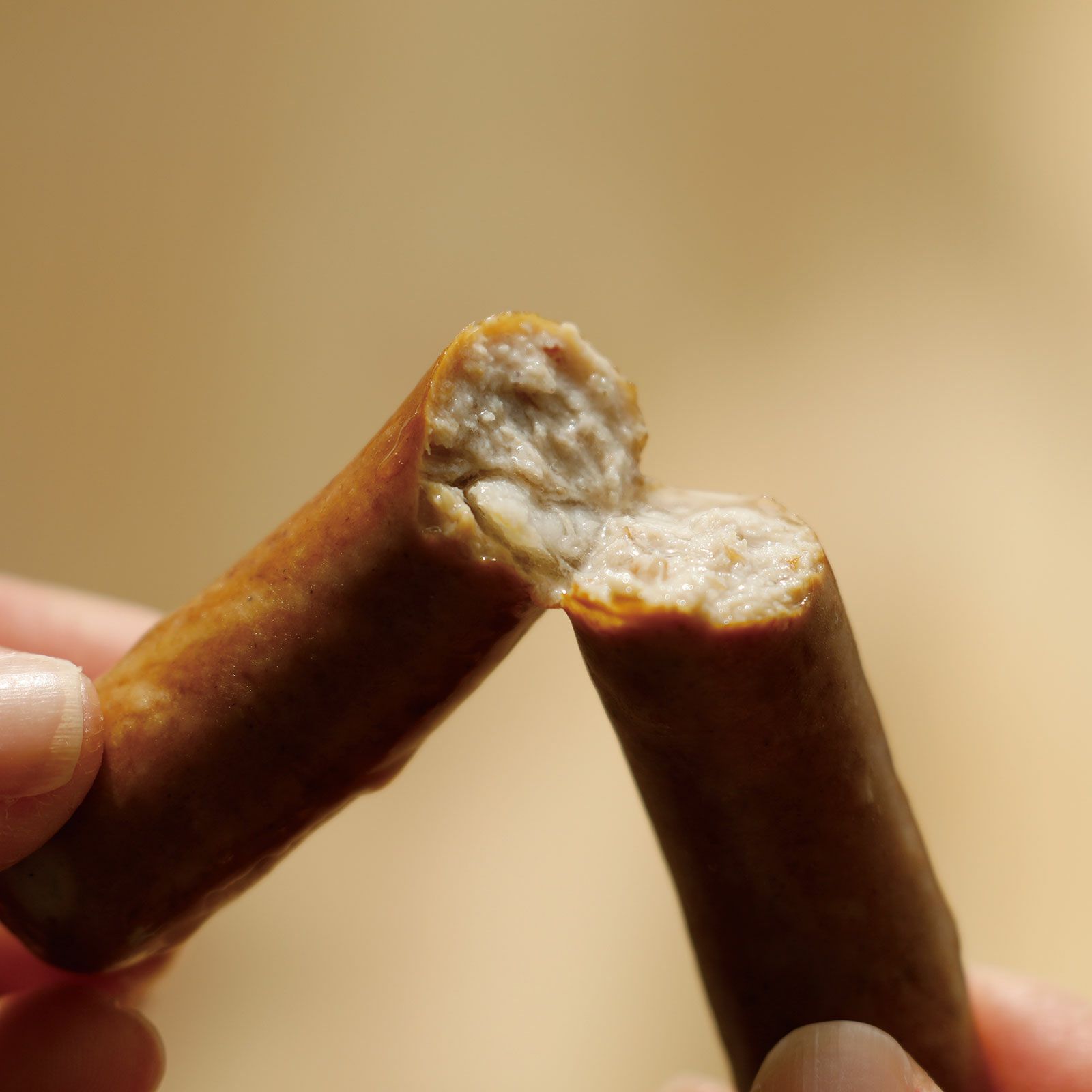 お肉本来の味わいが広がる無添加ソーセージ