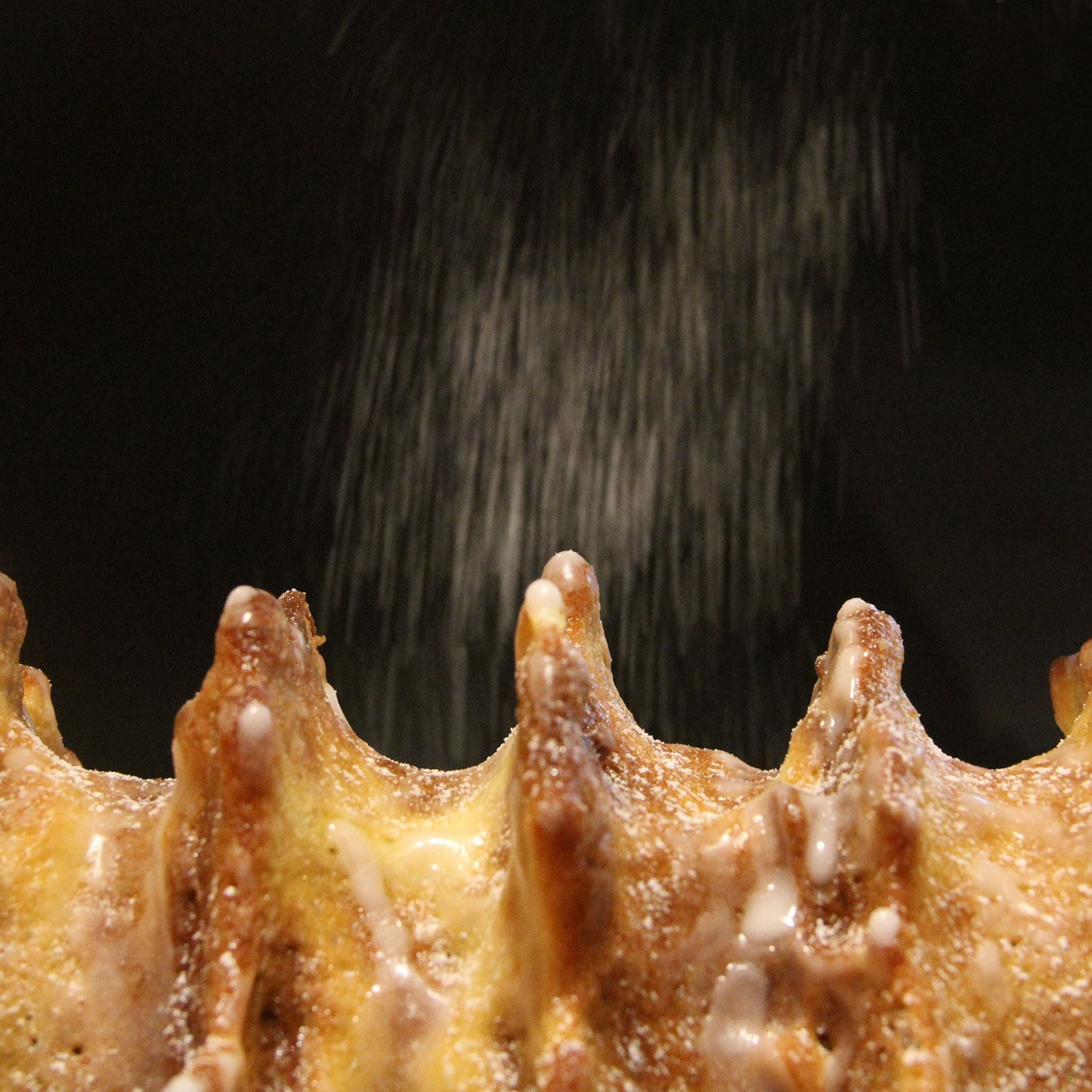 八頭の雄大な山々をイメージ_八頭ばうむ～いち輪～[冷凍]