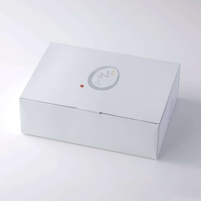 専用箱に入れてお届け_大江ノ郷熟成かすてら(2本入)[冷凍]