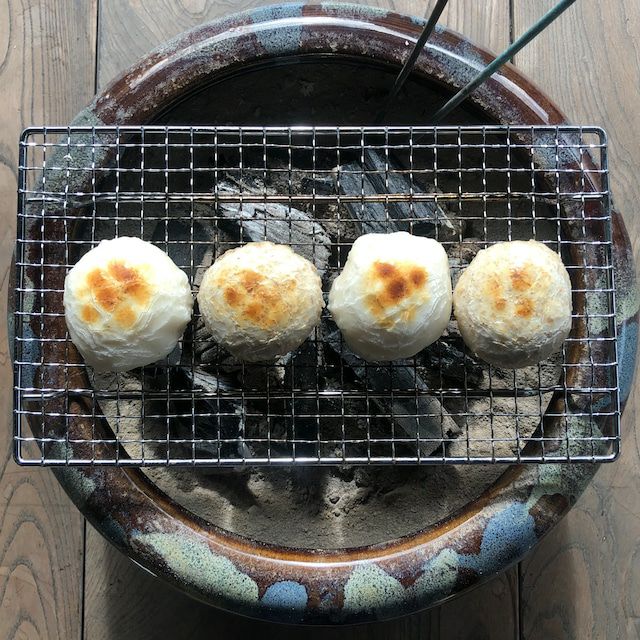 粘りとコシが自慢！贅沢な☆杵つきまるもち900g 20個 期間限定