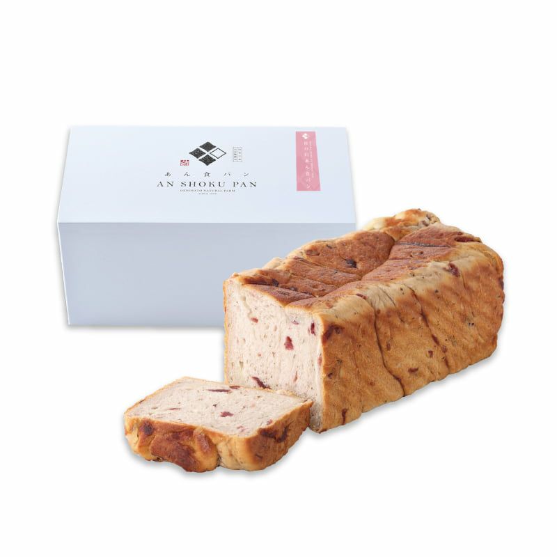 桜の白あん食パン